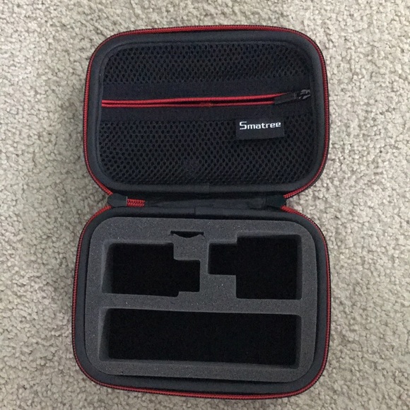 Go pro carrying case - Picture 2 of 3
